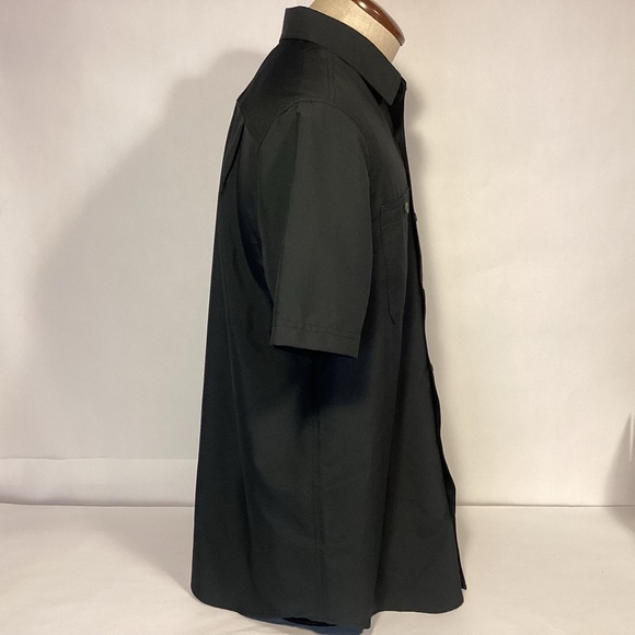 40 Grit by Duluth Trading Mens black short sleeve button down shirt size medium - Picture 3 of 7